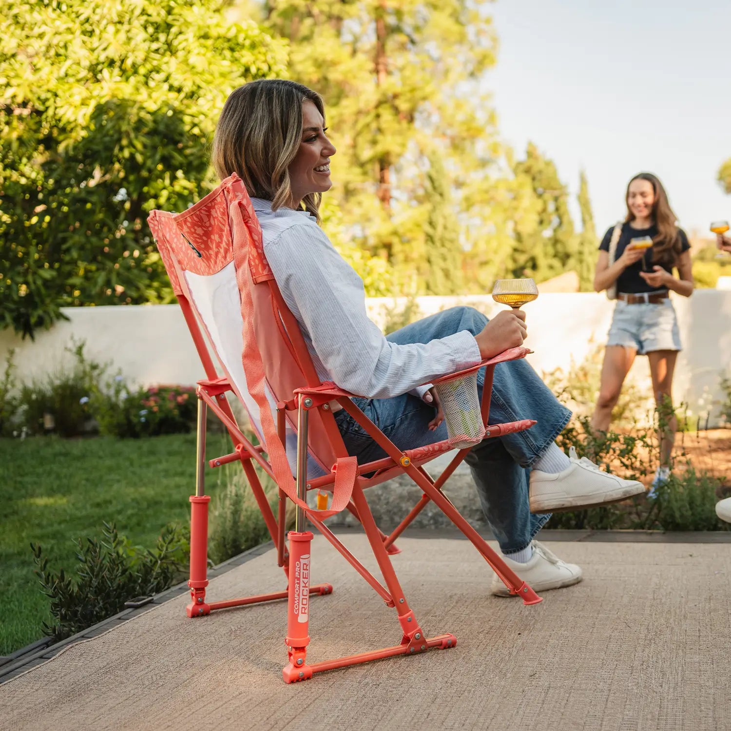 Heavy-Duty Freestyle Comfort Pro Rocker - Choice 375 - Heavy-Duty Kickback Rocker with Beverage Holder Detail