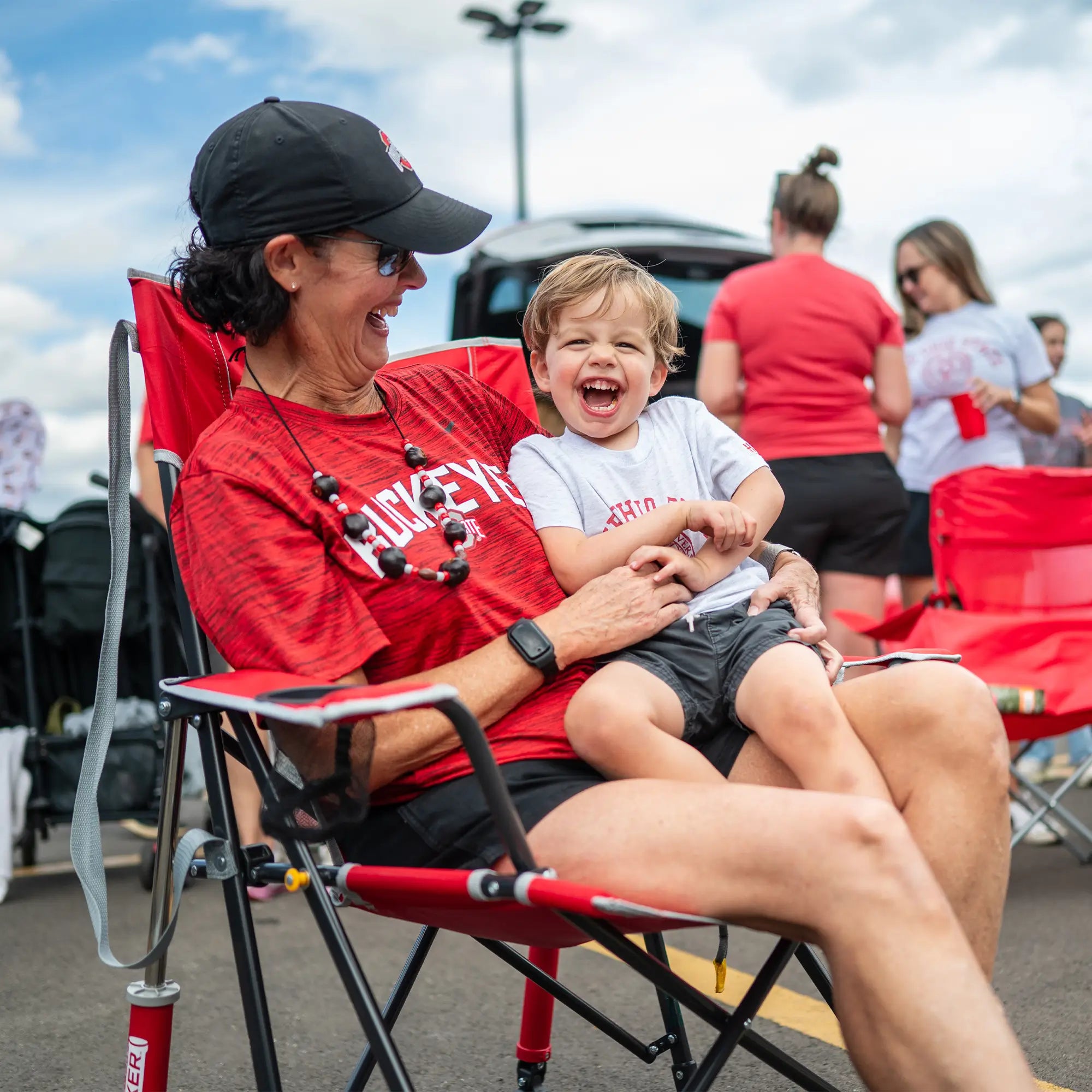 Patented Spring-Action College Comfort Pro Rocker - Ohio State Buckeyes - Choice 676 - Patented Spring-Action Rocking Chair for Camping Detail